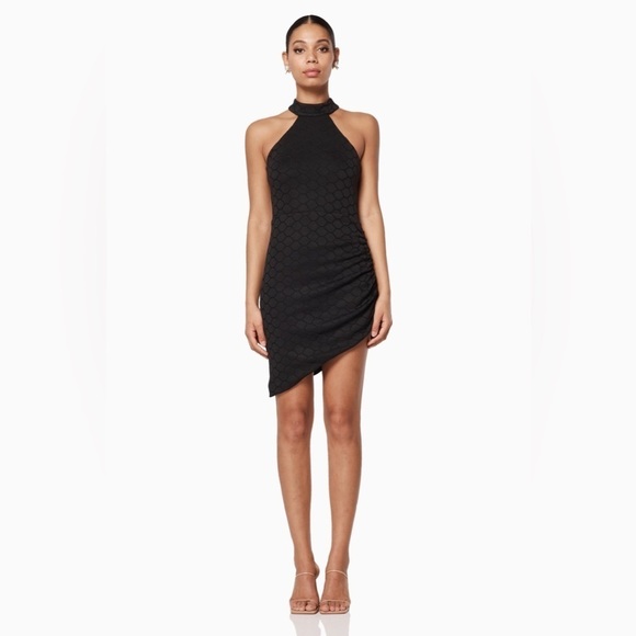 Elliatt Dresses & Skirts - ELLIAT ENDLESS MINI DRESS